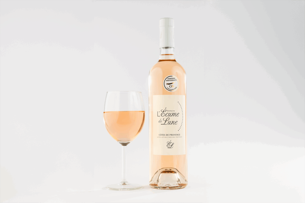 Bouteille de vin rosé de Provence AOP